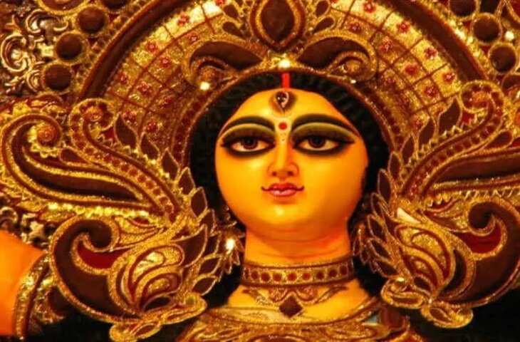 December 2021 last durga ashtami of the year 2021 gajakesari yoga in aquarius know shubh muhurat today