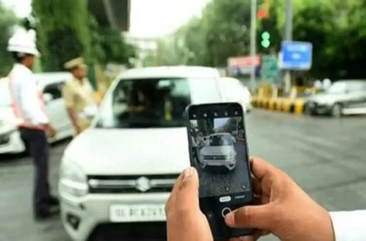 कार चलाने पर &lsquo;हेलमेट नहीं पहनने&rsquo; का कटा चालान, फुटेज में जानें उदयपुर में ट्रैफिक सिस्टम की बड़ी चूक उजागर