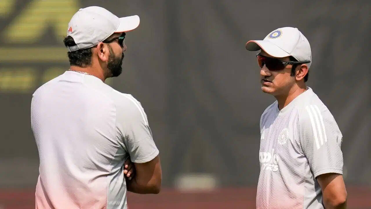 लॉर्ड्स में भिड़े रोहित शर्मा और गौतम गंभीर, बालकनी में झगड़े का वीडियो सोशल मीडिया पर वायरल