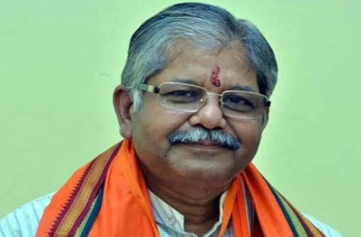छत्तीसगढ़ में हाई अलर्ट के बीच बड़ी वारदात: भाजपा विधायक धरमलाल कौशिक से लूट, सुरक्षा व्यवस्था पर सवाल