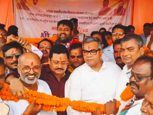 शेखपुरा में केंद्रीय विद्यालय निर्माण की शुरुआत, सांसद अरुण भारती ने किया शिलान्यास
