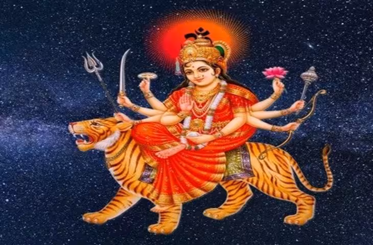 मां दुर्गा की षोडशोपचार पूजा कैसे करें? जानें 16 चरणों की पूरी विधि और धार्मिक महत्व