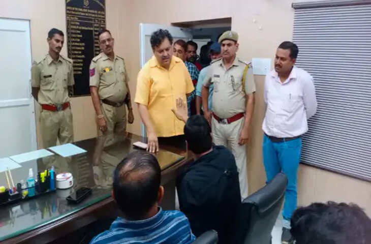 Kota बिजली कटौती से परेशान हॉस्टल संचालकों का प्रदर्शन