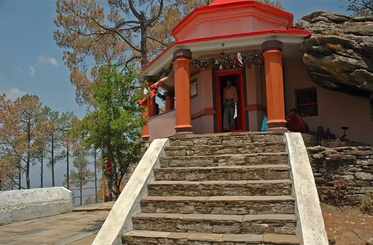 देवी का एक ऐसा रहस्यमई मंदिर जिसके आगे NASA वालों ने भी टेक दिए घुटने! आखिर यहाँ क्यों पस्त हो जाता है&nbsp;नेविगेशन सिस्टम ?