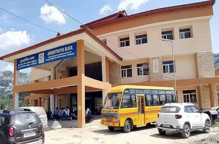 Nainital अल्मोड़ा मेडिकल कालेज भेजे गए 20 से अधिक डाक्टर, फिर भी नहीं मिला बच्‍चे को इलाज, हल्‍द्वानी रेफर किया