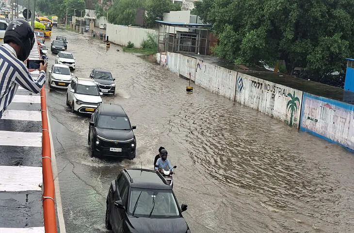 साइबर सिटी का हुआ 'गुड़-गोबर'! तेज बारिश के बाद डूबा गुरुग्राम, सड़कों के खौफनाक नजारे देख हिल जाएंगे आप