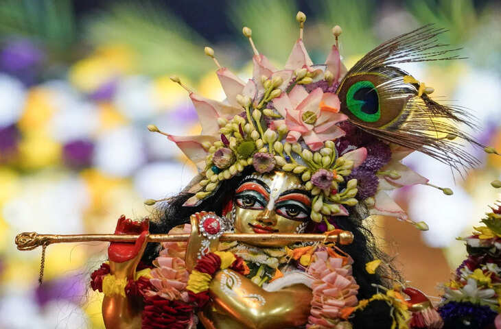 Mathura Janmashtami 2026: मथुरा में आधी रात को जन्माष्टमी, गोकुल में अगले दिन नंदोत्सव क्यों? जानिए पूरी पौराणिक कथा
