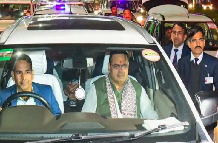 वीडियो मे देखें! राजस्थान में फिजूलखर्ची पर सख्ती: सीएम भजनलाल शर्मा ने घटाया काफिला, 10&ndash;12 की जगह सिर्फ 5 गाड़ियां, पर्यावरण संदेश भी दिया