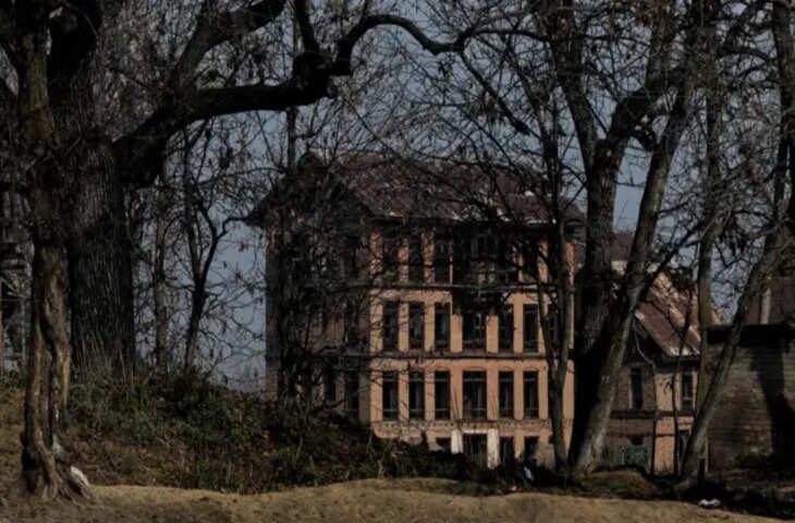 36 साल बाद पुश्तैनी घर लौटीं कश्मीरी हिंदू बहनें, भावुक कर देने वाला वीडियो वायरल