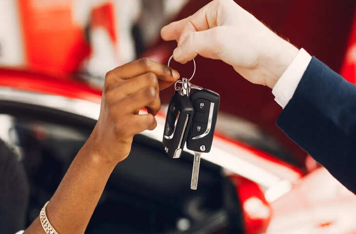 Second Hand Car Buying Tips: पुरानी कार खरीदने से पहले इन बातों का रखें खास ध्यान, नहीं तो पड़ सकते है लेने के देने&nbsp;