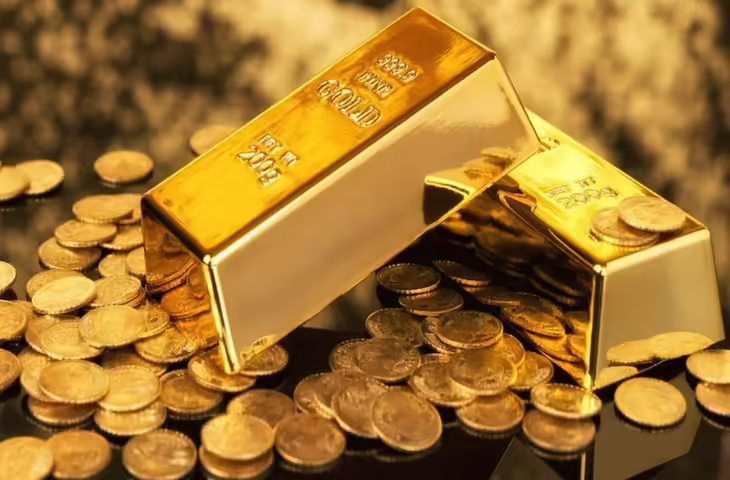 Gold Price Crash: 18 साल बाद सोने में ऐतिहासिक गिरावट! 2008 के बाद&nbsp;पहली बार इतना गिरा भाव, जानिए खरीदे या नहीं ?&nbsp;