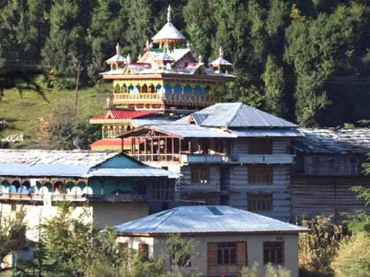 Lovers temple in himachal Pradesh shangchul mahadev temple is shelter home for lovers who ran away from home 
