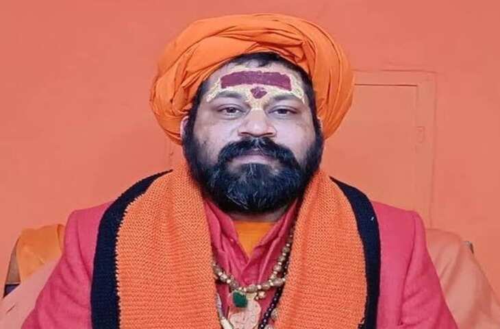 अयोध्या मछली भोज विवाद गरमाया: लाइव डिबेट में संत राजू दास और कांग्रेस प्रवक्ता के बीच तीखी बहस, जमकर हुआ हंगामा