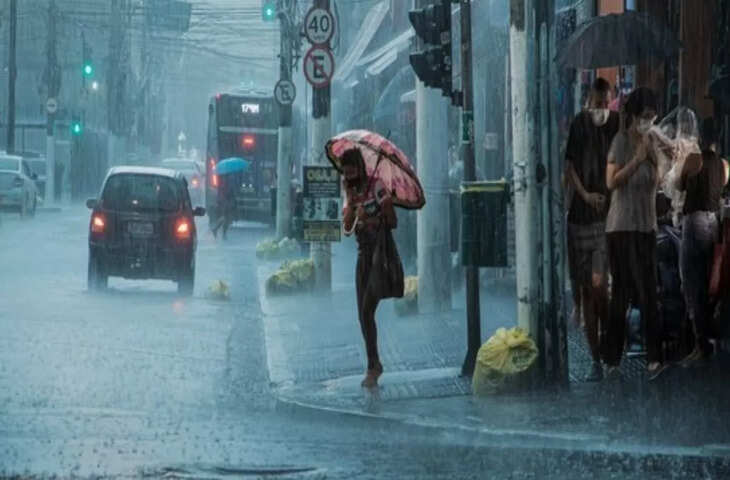 IMD Rain Alert 2026: दिल्ली, यूपी, बिहार समेत 15 राज्यों में भारी बारिश की चेतावनी, जाने अगले 72 घंटे में कैसा रहेगा मौसम&nbsp;