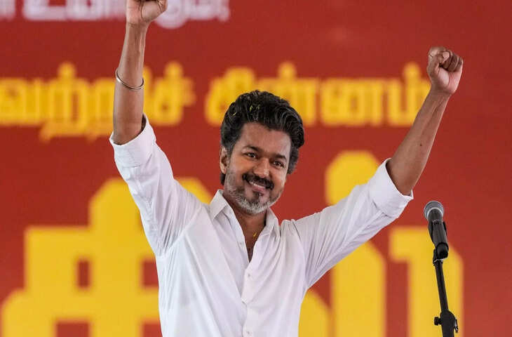 &lsquo;Thalapathy Vijay&rsquo; की राजनीतिक लहर से फिल्म इंडस्ट्री में हलचल, &lsquo;Jan Nayagan&rsquo; को मिल सकता है जबरदस्त सपोर्ट