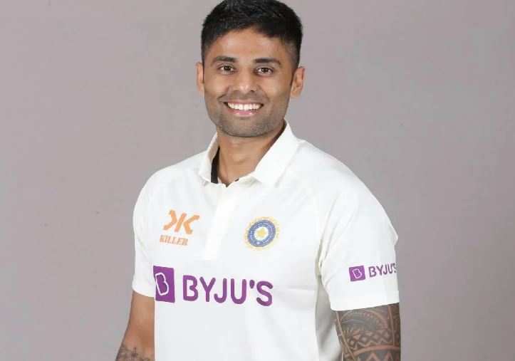 Suryakumar Yadav and KS Bhrath1111.JPG