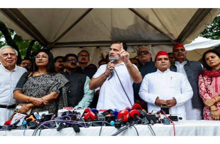 INDIA ब्लॉक आज सड़क पर लगाएगा संसद, मुख्य चुनाव आयुक्त ज्ञानेश कुमार के खिलाफ महाभियोग की मांग; कल होगी &lsquo;वोट बचाओ, देश बचाओ&rsquo; रैली