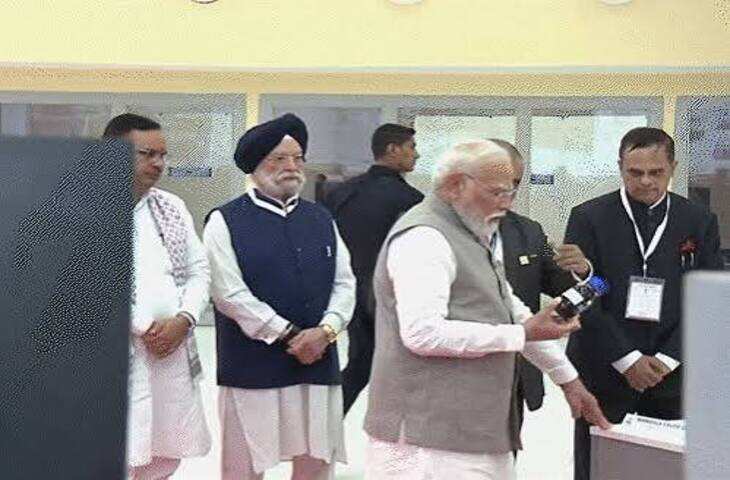 राजस्थान दौरे पर पीएम मोदी: पचपदरा रिफाइनरी का करेंगे उद्घाटन, वीडियो में जाने जोधपुर एयरपोर्ट के नए टर्मिनल का किया शुभारंभ