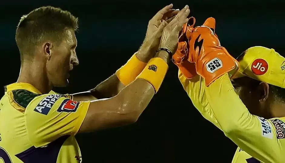 ms dhoni run out against punjab kings match bhanuka rajapaksa131111.JPG