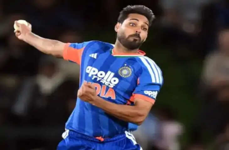 IND vs NZ Live : 81 रन पर न्यूजीलैंड के 3 झटके, भुवी-अर्शदीप और प्रिंस की घातक गेंदबाजी,&nbsp;स्कोर 81/3