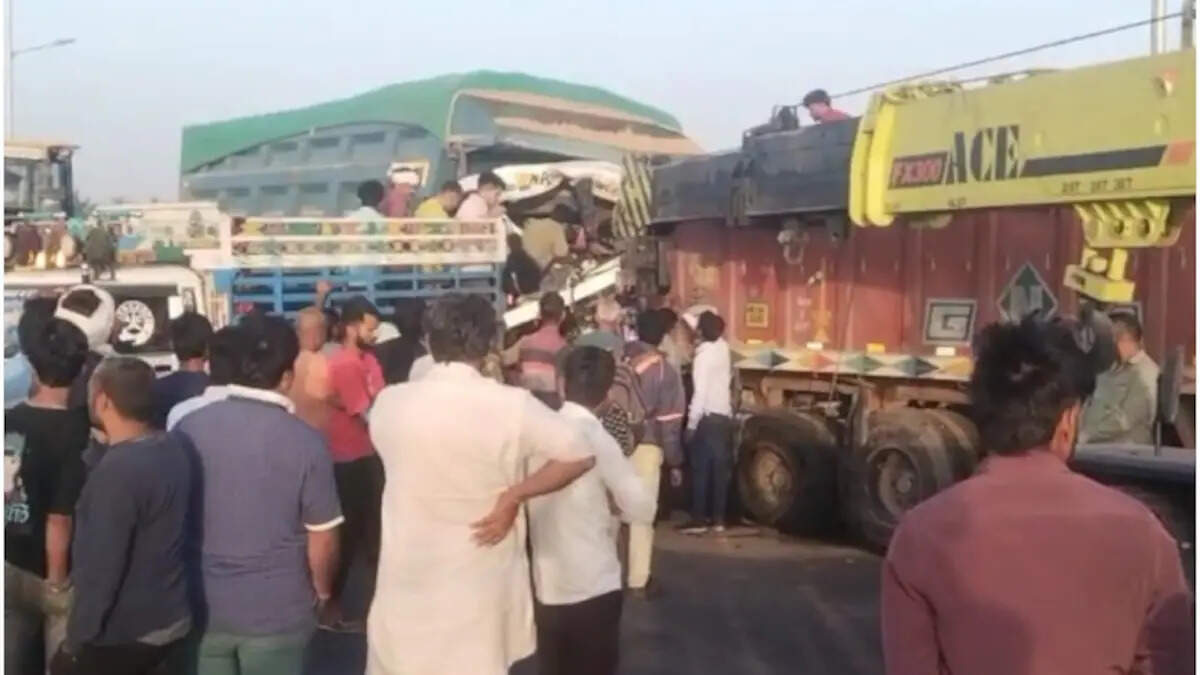जयपुर रेंज के हाईवे पर ड्रोन से सख्त निगरानी, वीडियो में देंखे ट्रैफिक नियमों पर नजर तेज