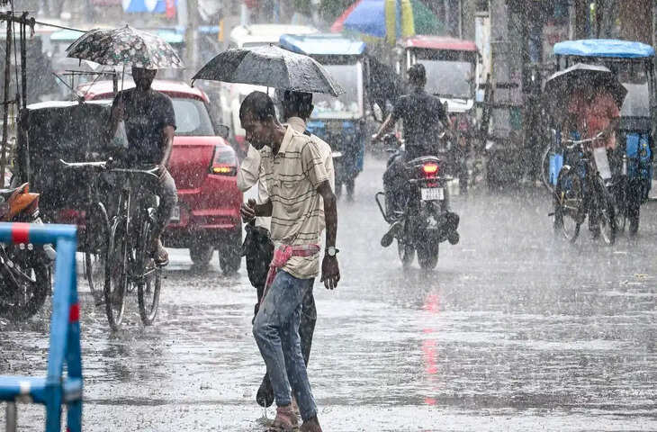 भीषण गर्मी से मिलेगी राहत! यूपी-बिहार समेत 20 राज्यों में बारिश का अलर्ट, दिल्ली में भी बदलेगा मौसम