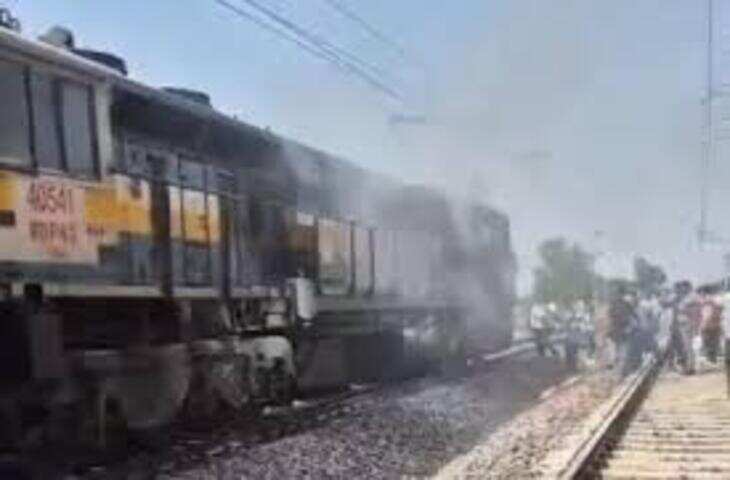 जयपुर से जोधपुर जा रही इंटरसिटी ट्रेन का इंजन फेल, देखें वीडियो