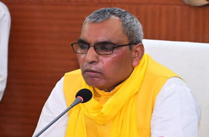 ओपी राजभर ने की मुख्यमंत्री योगी से अधिकारियों की शिकायत, बोले- अपने ही विभाग में नहीं सुनी जा रही बात