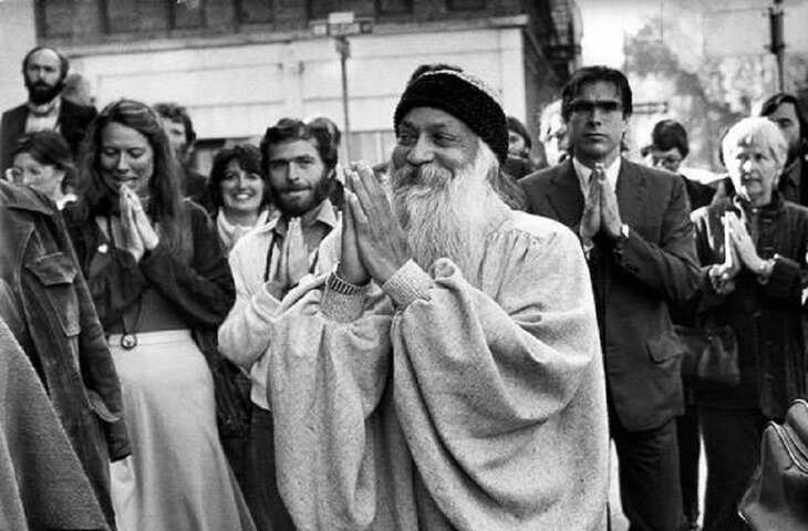 जब Osho ने बसा लिया था अपना अलग शहर, जाने कैसे अमेरिकी सरकार के लिए ‘खतरा’ बन गया एक आध्यात्मिक गुरु  