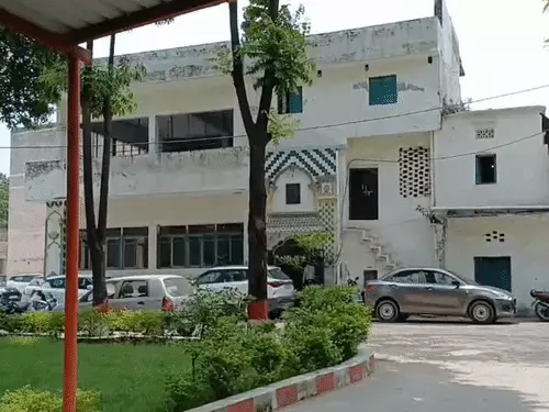 सहारनपुर कलेक्ट्रेट मस्जिद विवाद: हटाने के फैसले पर गरमाई सियासत, कांग्रेस सांसद इमरान मसूद ने उठाए सवाल