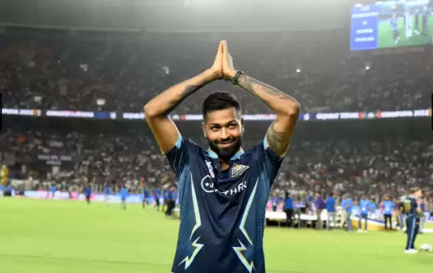 IPL 2022: “उसने एमएस धोनी के नक्शे कदम पर कप्तानी की है”, पूर्व खिलाड़ी ने दिया Hardik Pandya को लेकर बड़ा बयान