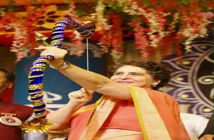 Dussehra 2026: कहीं 221 फीट के रावण का दहन, तो कहीं पीएम मोदी और प्रियंका गांधी ने चलाया तीर