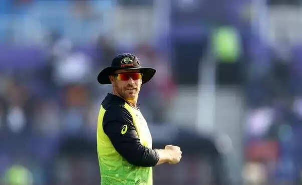 -aaron-finch-reprimanded-for-abusing-umpire-aus-vs-eng-t20--1--111111111111111.JPG