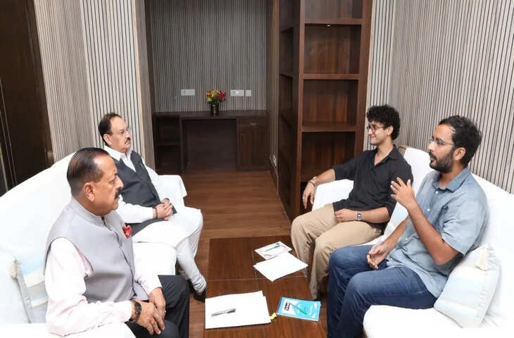 सरकार और CJP के बीच बनी सहमति!&nbsp; मानी गई स्टूडेंट्स की सभी मांगे, कॉकरोच जनता पार्टी ने वापिस लिया आन्दोलन&nbsp;