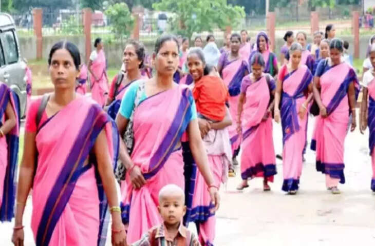 UP आंगनवाड़ी भर्ती: 12वीं पास महिलाओं के लिए सुनहरा अवसर, जिलेवार शुरू हुए आवेदन