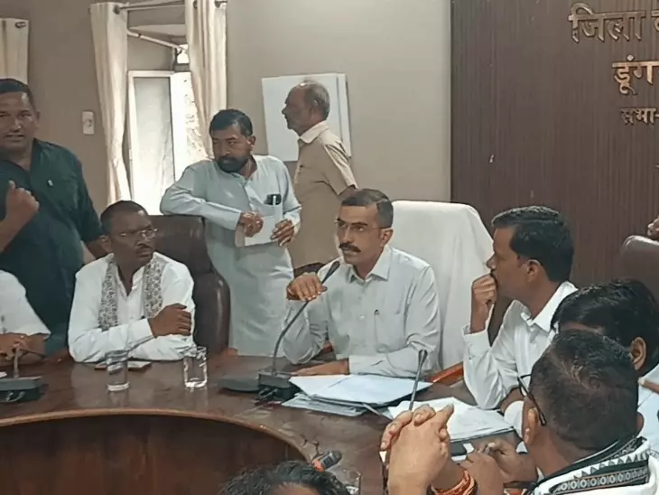 निकाय चुनाव आरक्षण लॉटरी पर भाजपा का विरोध, कलेक्टर के सामने जताई आपत्ति; कोर्ट जाने की चेतावनी