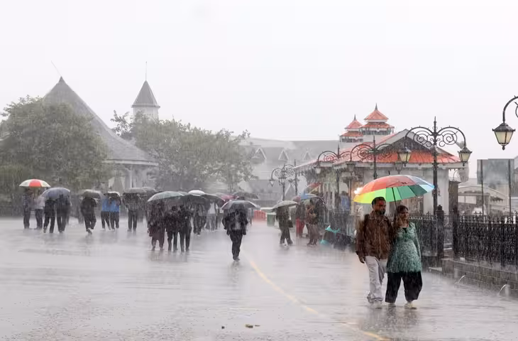 हिमाचल में फिर बिगड़ेगा मौसम का मिजाज, चार दिन भारी बारिश का ऑरेंज अलर्ट; लोगों को सतर्क रहने की सलाह