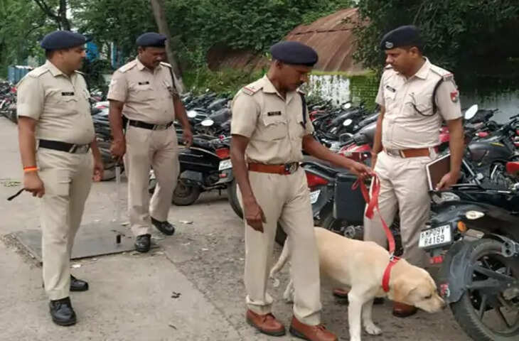 जबलपुर रेलवे स्टेशन की पार्किंग में लावारिस वाहन बने चिंता का कारण, RPF को आपराधिक इस्तेमाल की आशंका