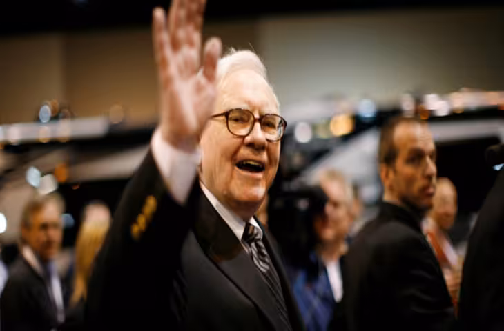 वॉरेन बफेट ने छोड़ा Berkshire Hathaway का चेयरमैन पद, बेटे हॉवर्ड को मिली कमान