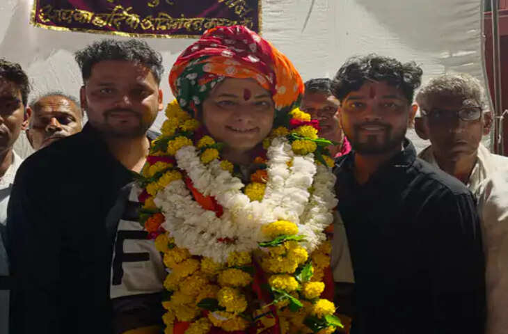 शाजापुर के युवा जादूगर ने रूस में दिखाया हुनर: मॉस्को के अंतरराष्ट्रीय टीवी शो में बिखेरा जादू, लौटने पर हुआ भव्य स्वागत