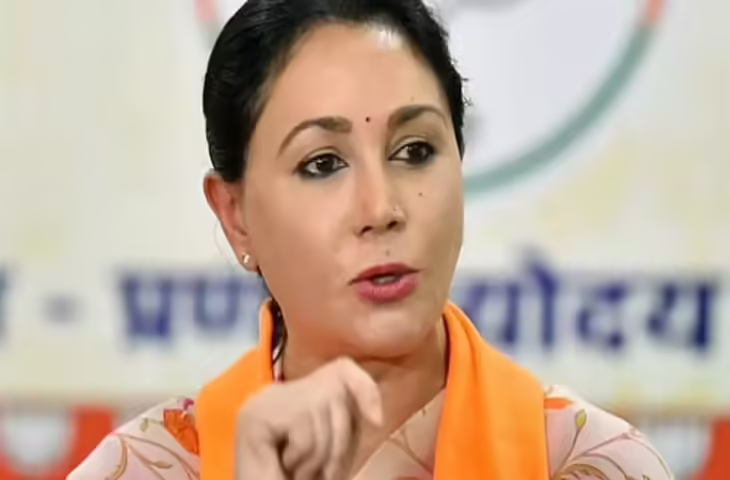 जयपुर में डिप्टी सीएम दीया कुमारी सख्त, फुटेज में देखें धीमे प्रोजेक्ट्स पर अफसरों को लगाई फटकार