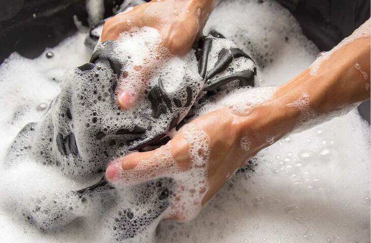 अब सर्दियों में हाथ से कपड़े धोने की टेंशन करो खत्म&nbsp;बस &nbsp;घर ले आएं 445 रुपये का मिनी वॉशिंग जाने कीमत