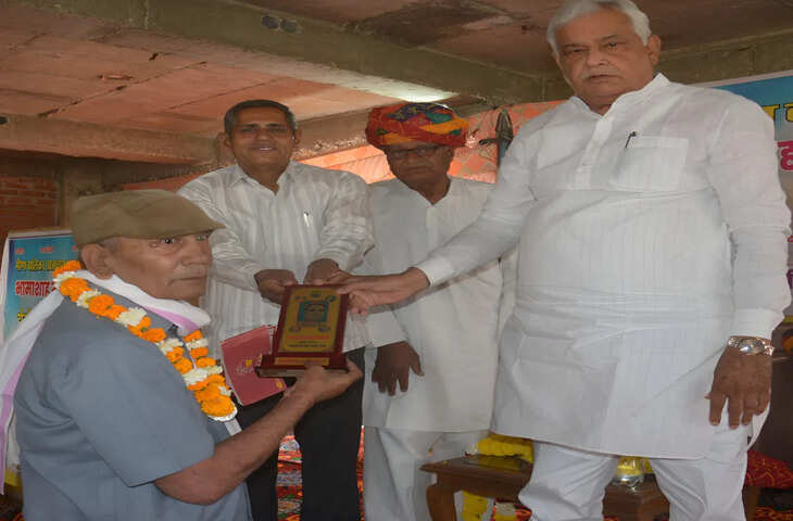 अलवर में प्रभारी मंत्री डॉ. किरोड़ी लाल मीणा ने कहा &ndash; राज्य में निकाय चुनाव समय पर होंगे