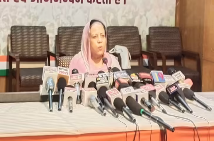 हिमाचल प्रदेश कांग्रेस अध्यक्ष प्रतिभा सिंह ने 14 अगस्त को कैंडल मार्च का आह्वान किया, भाजपा के वोट चोरी के विरोध में लोकतंत्र की रक्षा की अपील