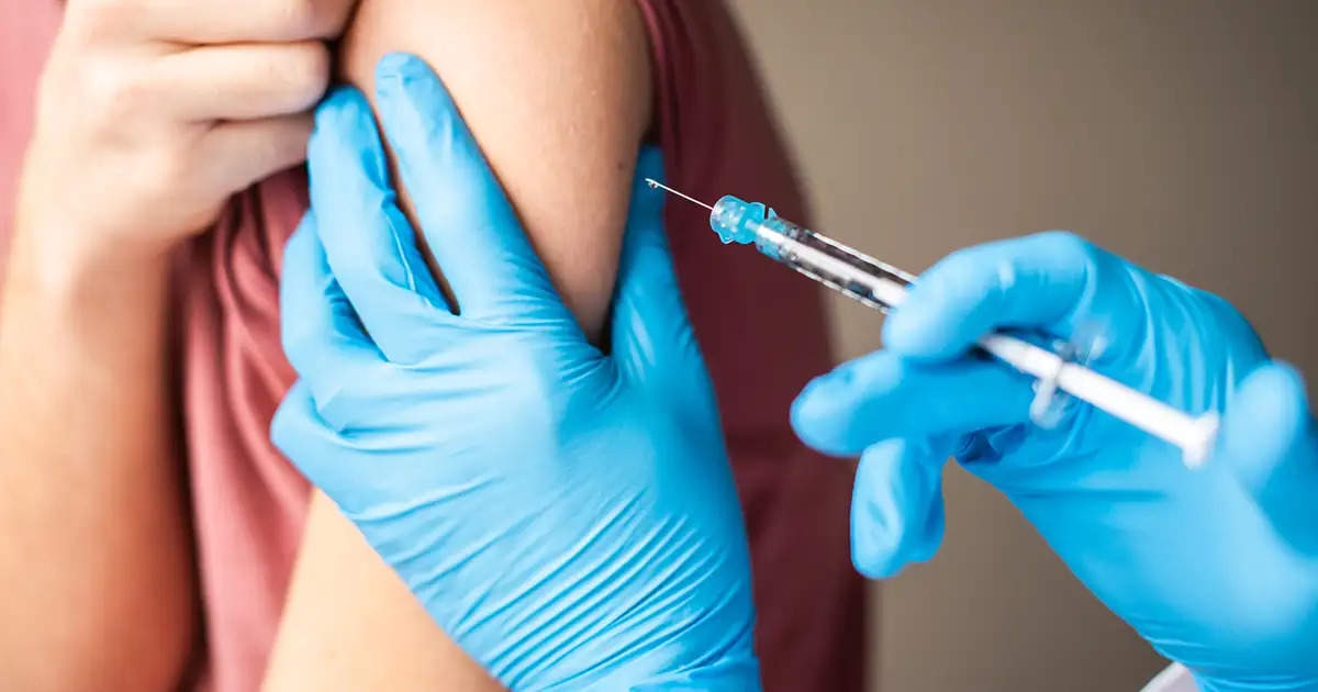 Katihar बारसोई में चार हजार लोगों ने लगाया कोरोना का टीका
