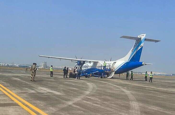 कोलकाता से अगरतला जा रही IndiGo फ्लाइट पर गिरी आसमानी बिजली, बाल-बाल बचे सैंकड़ों यात्री&nbsp;