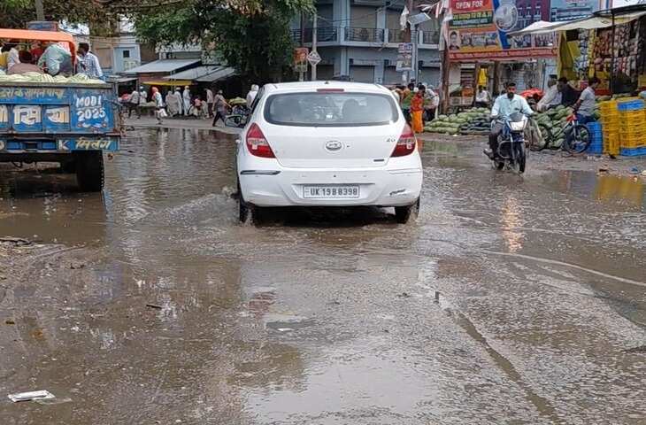 उत्तर प्रदेश में आंधी-बारिश का कहर जारी, लखनऊ में तूफान से जनजीवन प्रभावित, वीडियो में देंखे सीएम योगी ने सतर्क रहने की अपील की