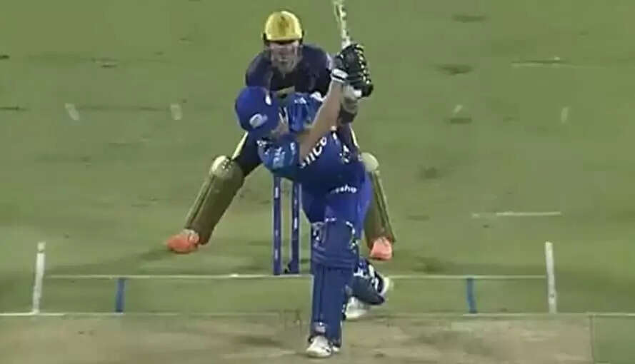 ipl 2022 mi vs kkr dewald brevis111111.JPG