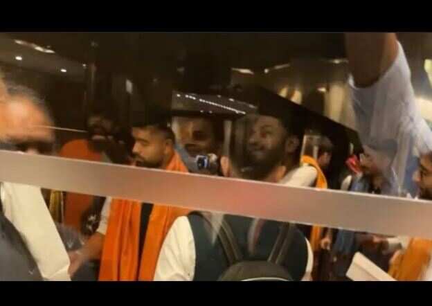 7IND VS AUS--1-11666111333555511.JPG