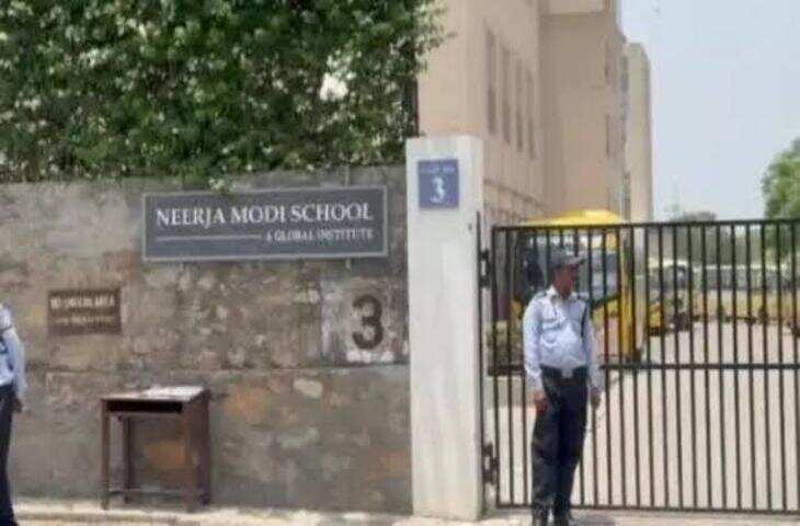 जयपुर के नामी स्कूल के बाहर छात्रों में मारपीट, वीडियो में जाने 11वीं के छात्र के हाथ में फ्रैक्चर; लोहे की रॉड से हमला करने का आरोप
